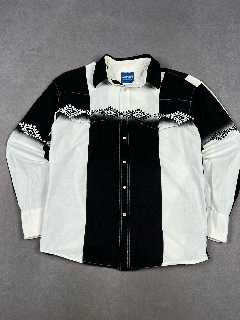 Wrangler Black & White Aztec Western Snap Shirt
